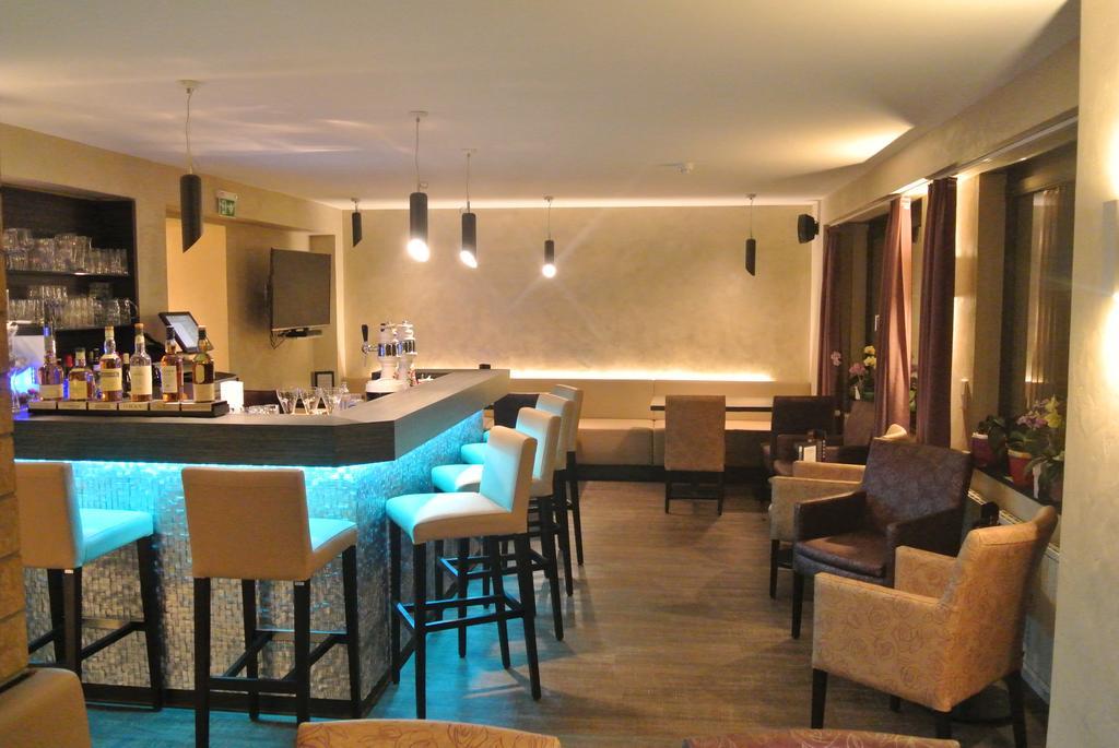 Hotel Saint Fiacre Буршайд Екстериор снимка