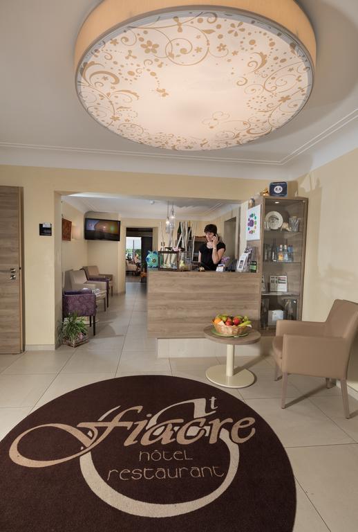 Hotel Saint Fiacre Буршайд Екстериор снимка