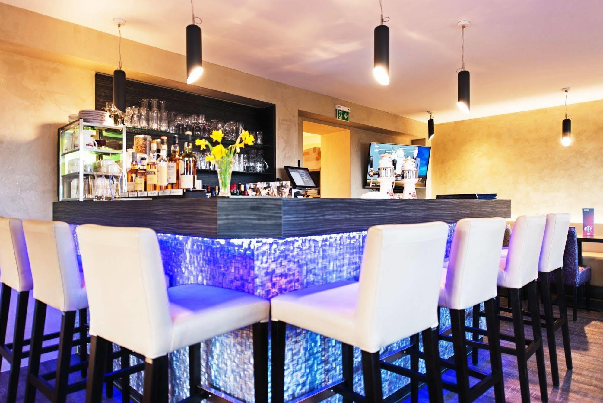 Hotel Saint Fiacre Буршайд Екстериор снимка