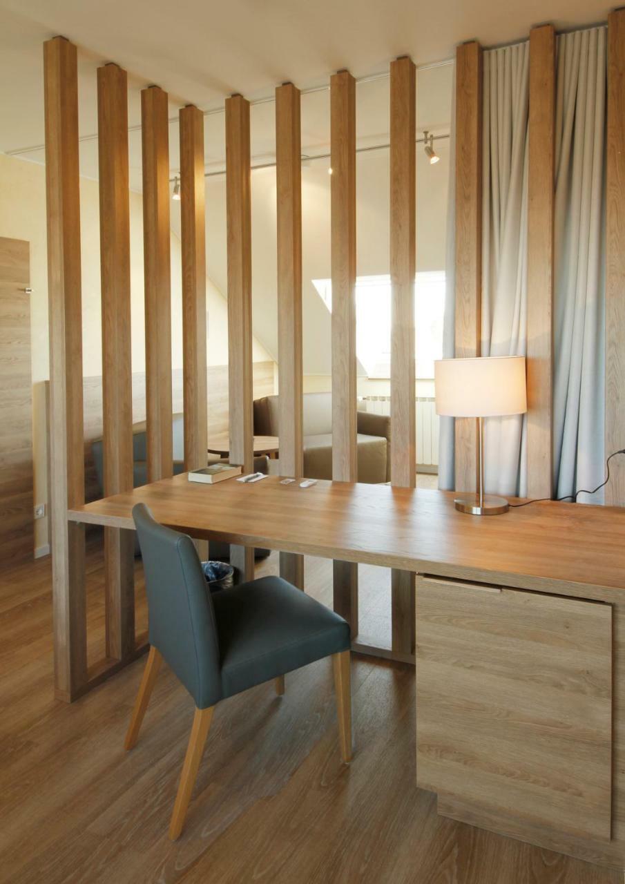Hotel Saint Fiacre Буршайд Екстериор снимка